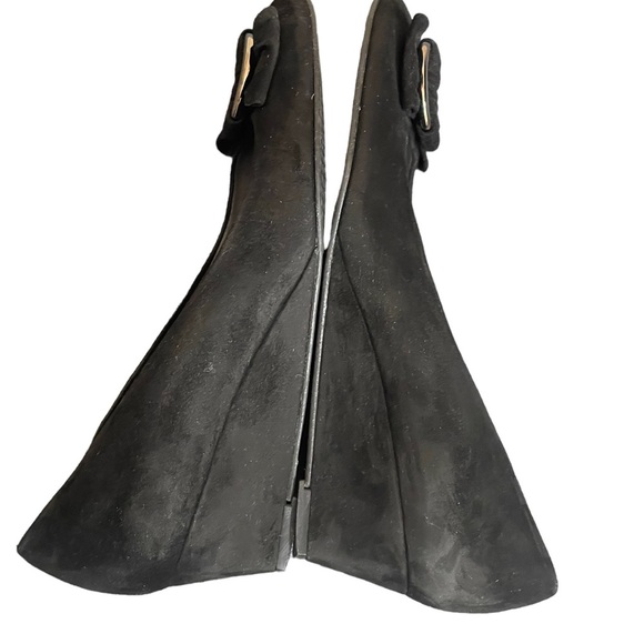 STUART WEITZMAN Beaudelair
Suede Bow Wedge Size 9 M - Picture 12 of 12